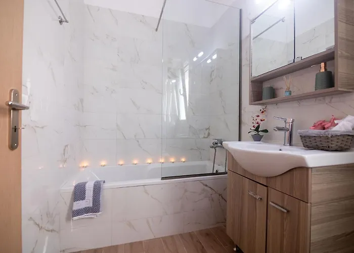 Summer Smile Corfu * Corfu (city)